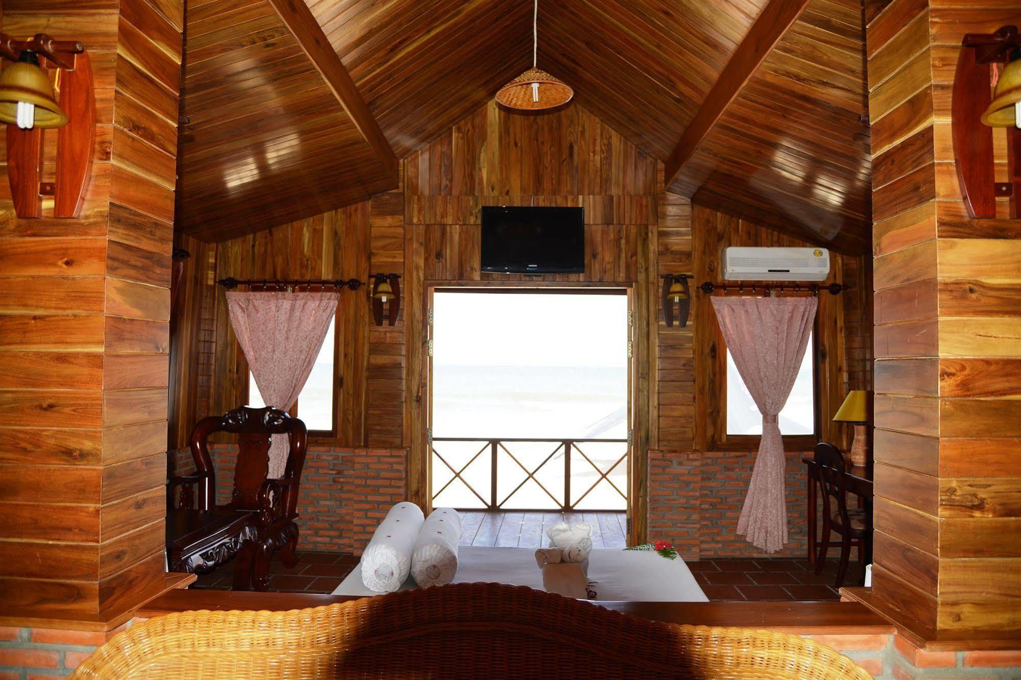 Vinh Suong Seaside Hotel And Resort 판티엣 외부 사진